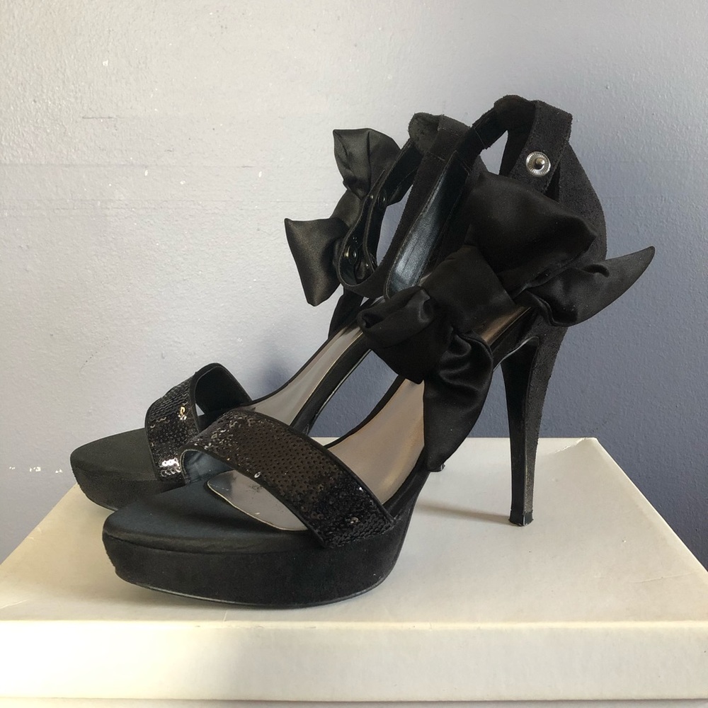 BAKERS Heels